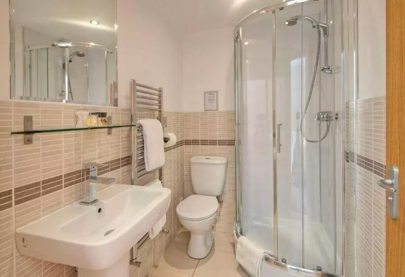 膳宿费 The Bondgate Boutique