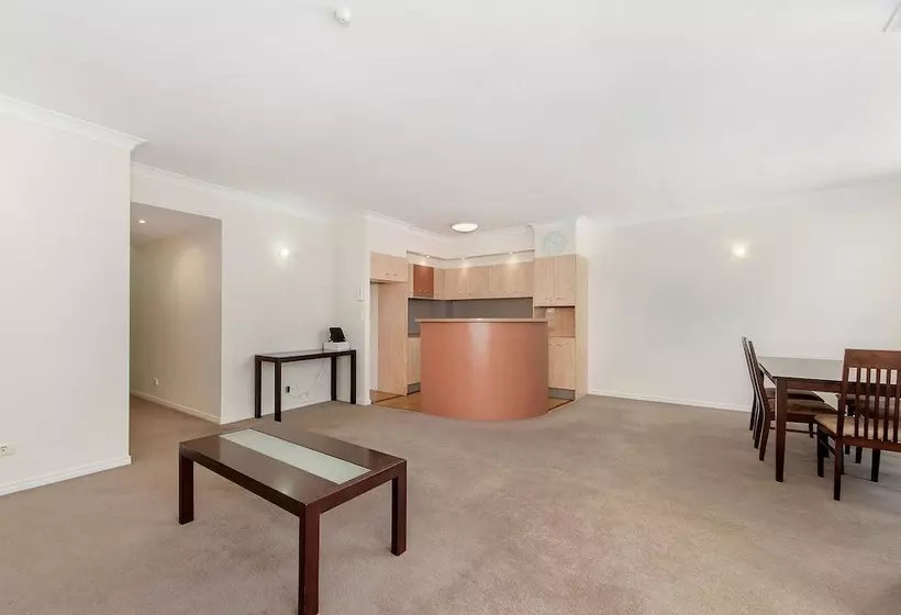 Spring Hill Central Apartments