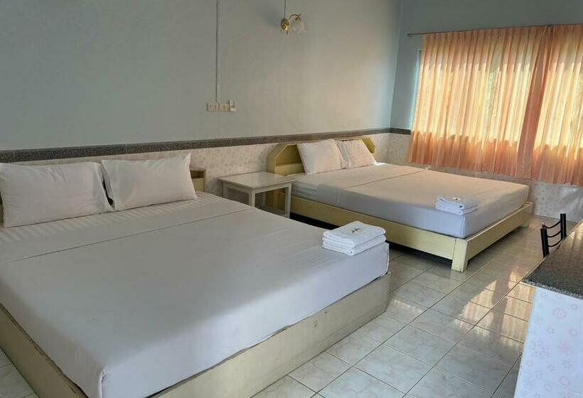 Chumphon Park Resort