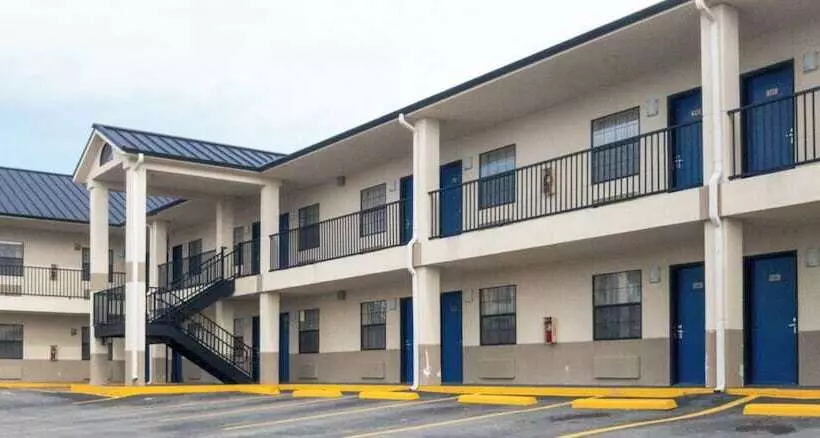 Hotelli Hiway Inn Express Of Coalgate