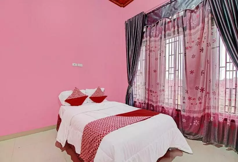ホテル Oyo 92177 Arafah Homestay Syariah