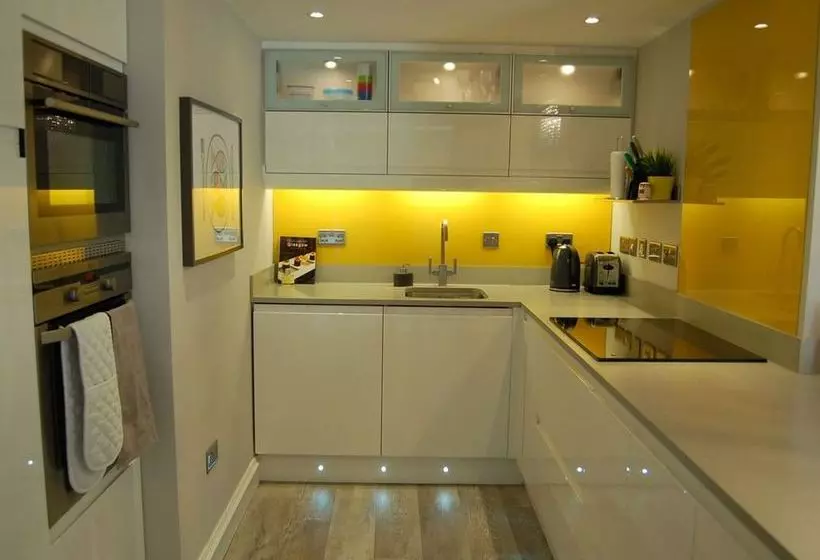 21a Luxury Apartment