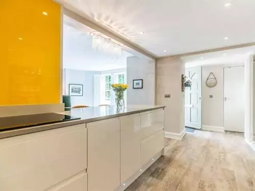 21a Luxury Apartment