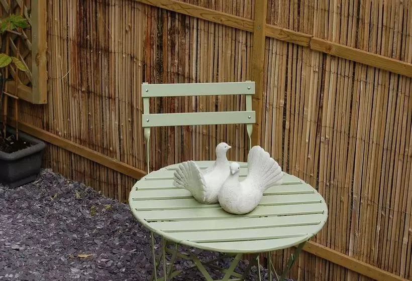 21a Luxury Apartment