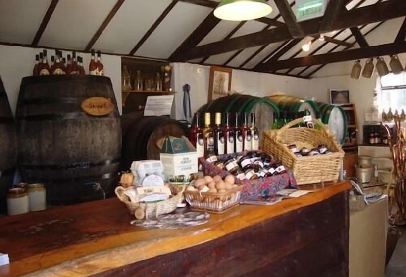 Bed and Breakfast Cider Cottages