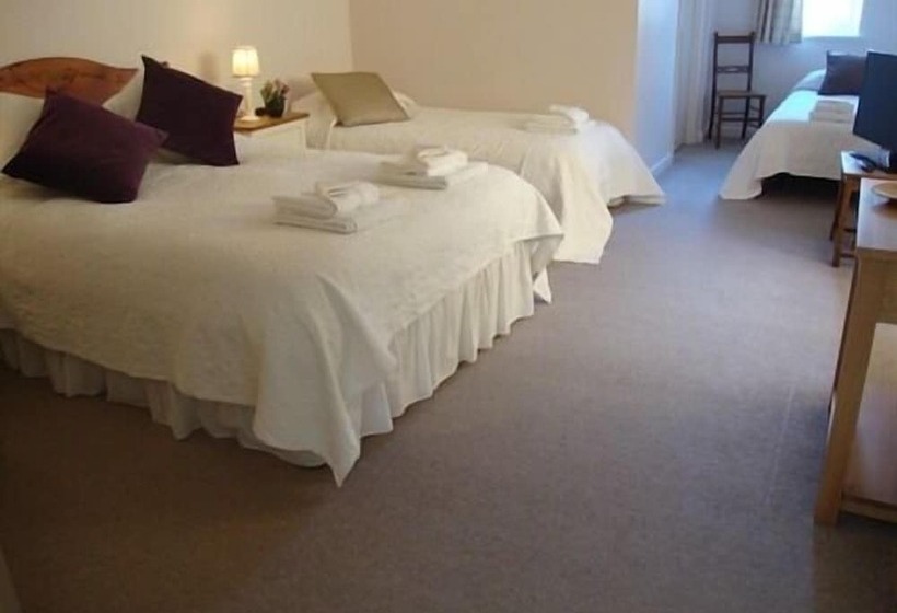 Bed and Breakfast Cider Cottages