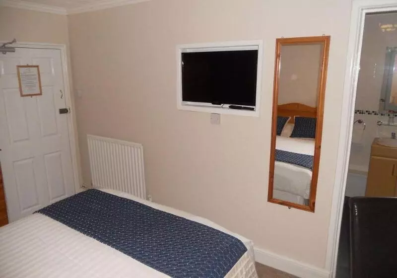 Bed and Breakfast Gloucester House