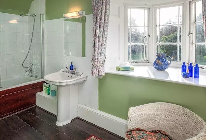 ベッドアンドブレックファースト Lisle Combe