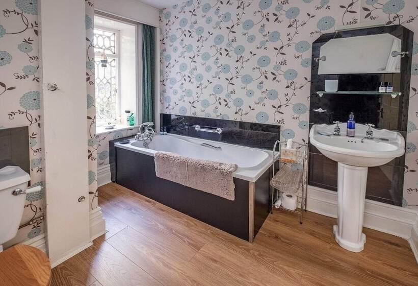 ベッドアンドブレックファースト Lisle Combe