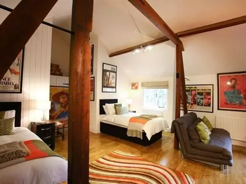 민박 Old Croft Stables