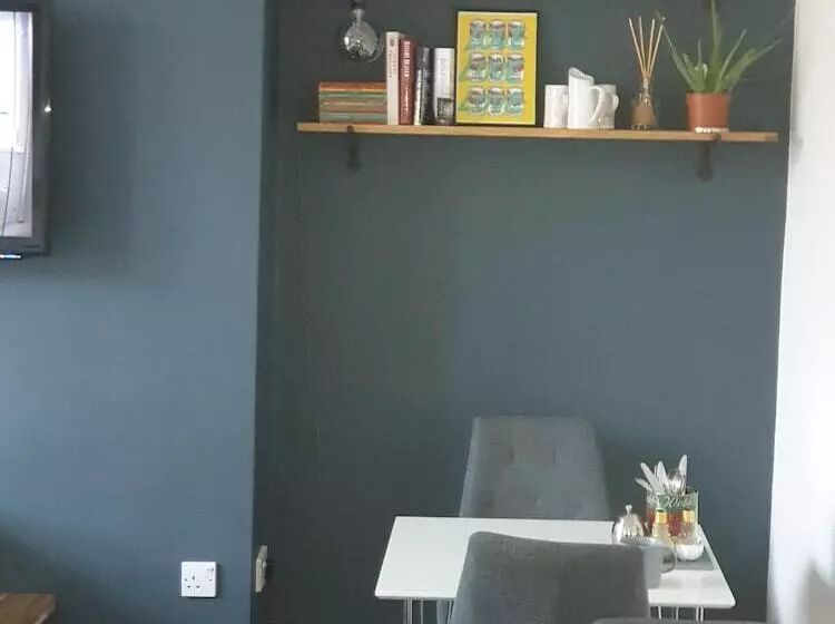 צימר The Metropolitan Guest House