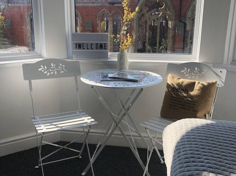 צימר The Metropolitan Guest House