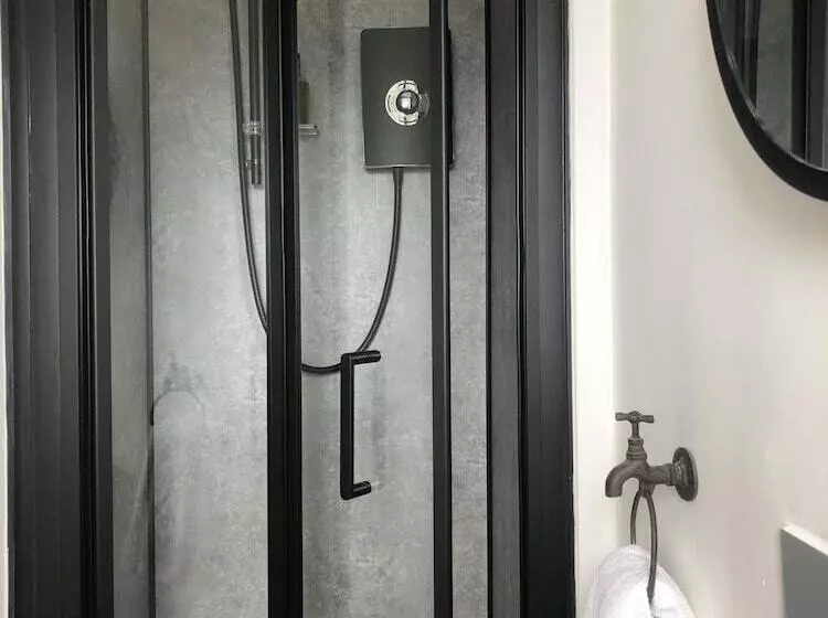 צימר The Metropolitan Guest House