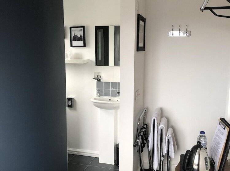 צימר The Metropolitan Guest House