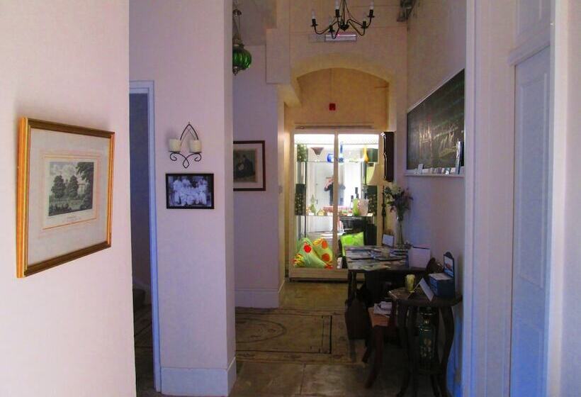 ベッドアンドブレックファースト Weston Manor