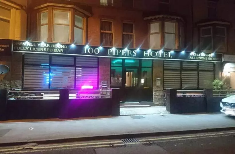 Hotel 100 Pipers