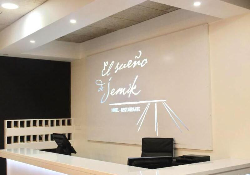 בית מלון כפרי El Sueno De Jemik