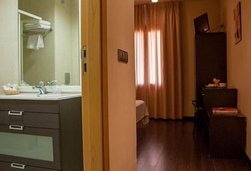 בית מלון כפרי El Sueno De Jemik