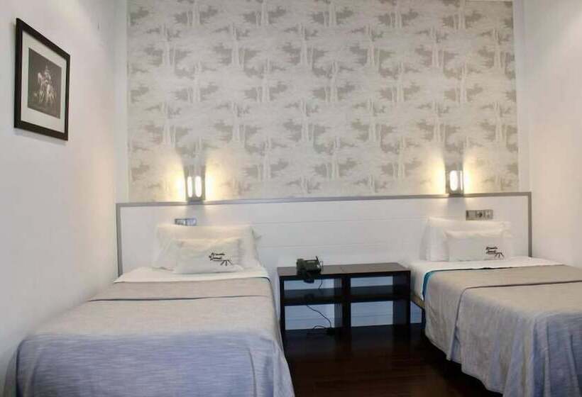 בית מלון כפרי El Sueno De Jemik