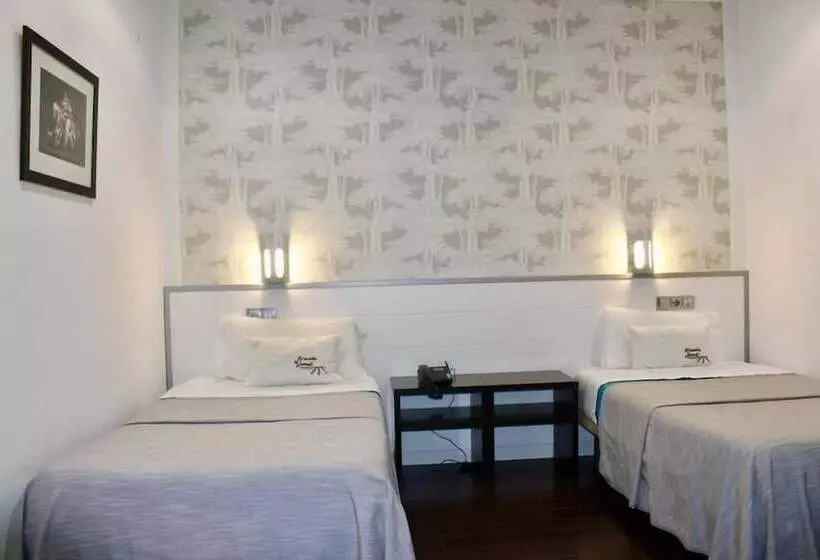 בית מלון כפרי El Sueno De Jemik