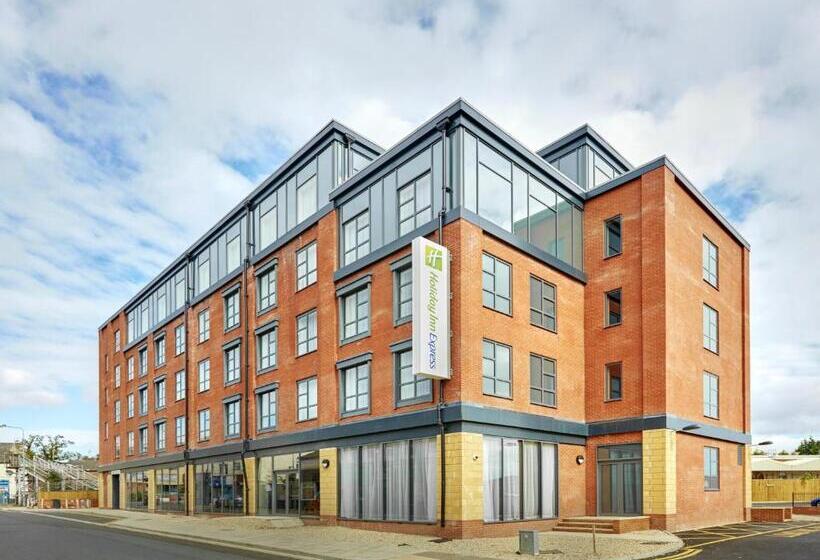فندق Holiday Inn Express Grimsby, An Ihg