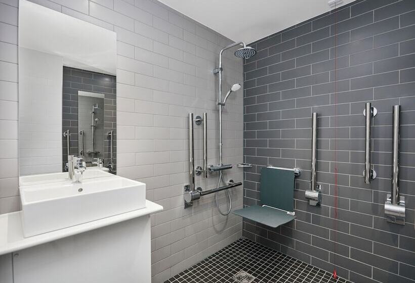 فندق Holiday Inn Express Grimsby, An Ihg