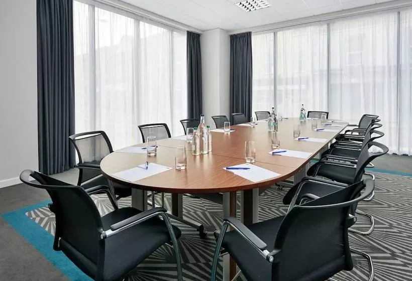 Hotel Holiday Inn Express Grimsby, An Ihg