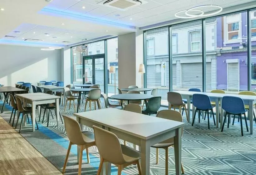 Hotel Holiday Inn Express Grimsby, An Ihg