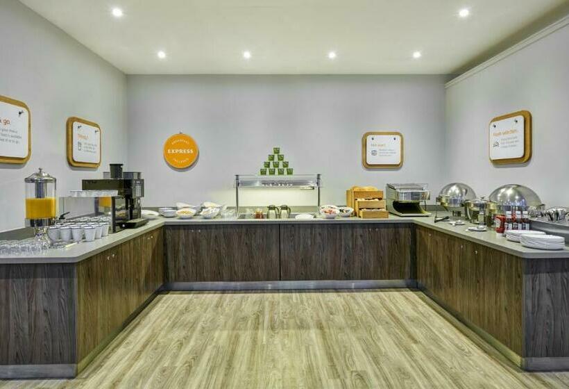 فندق Holiday Inn Express Grimsby, An Ihg