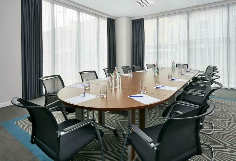 فندق Holiday Inn Express Grimsby, An Ihg