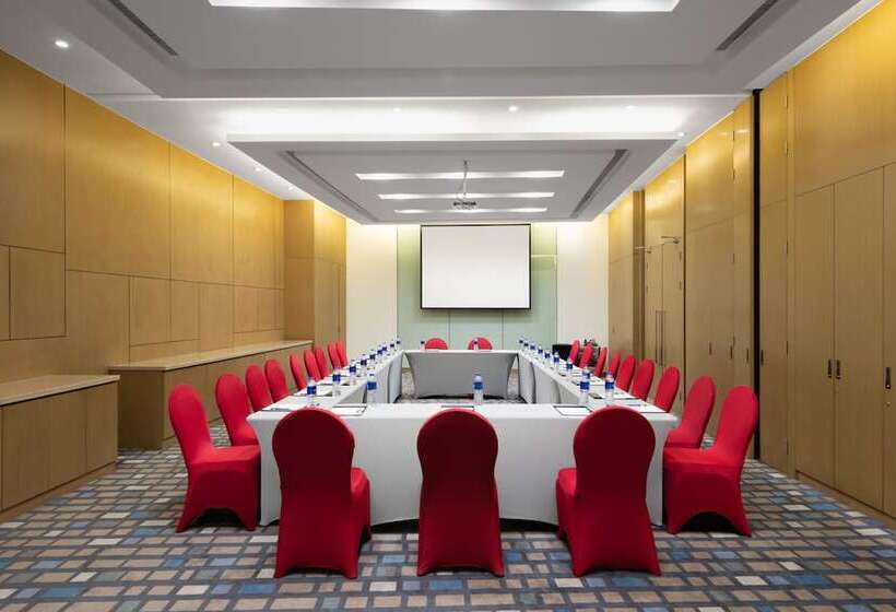 בית מלון כפרי Holiday Inn Express Nantong Downtown By Ihg