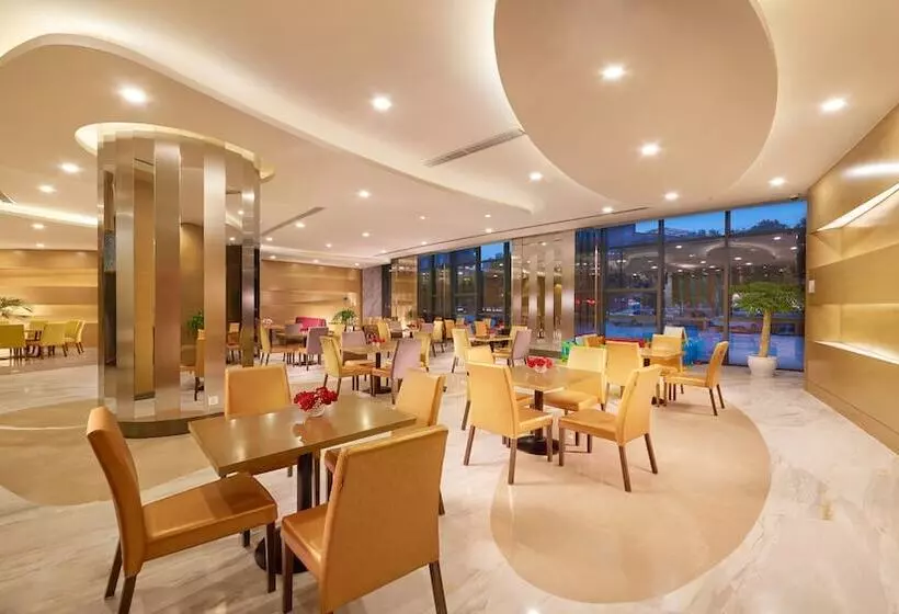 בית מלון כפרי Holiday Inn Express Nantong Downtown By Ihg