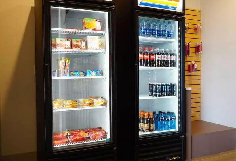 호텔 Holiday Inn Express & Suites Omaha Millard Area, An Ihg