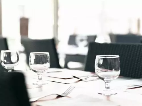 Отель Hôtel Restaurant Le Lion D Or