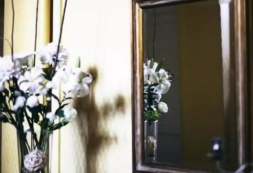 Отель Hôtel Restaurant Le Lion D Or