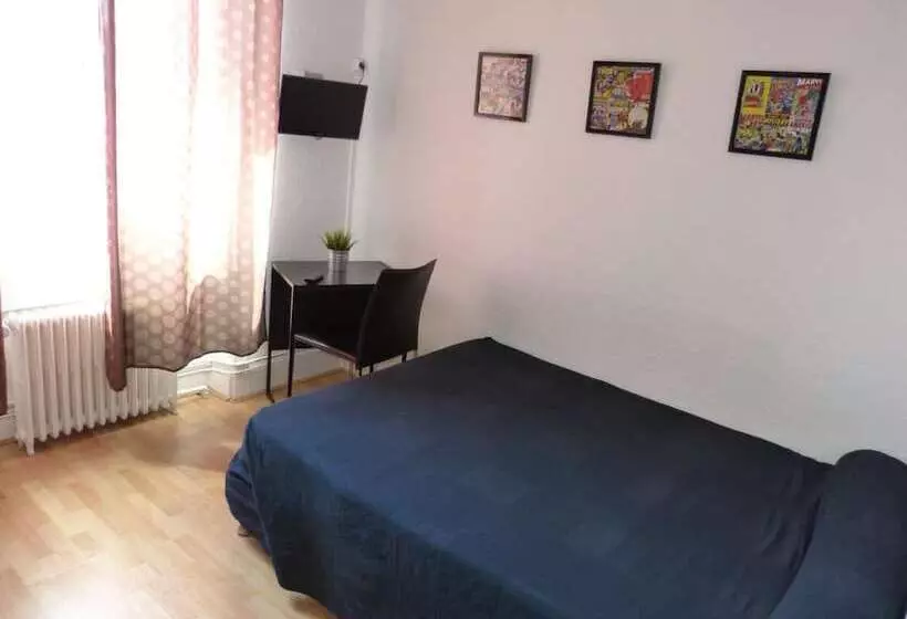 Отель Hôtel Restaurant Le Lion D Or