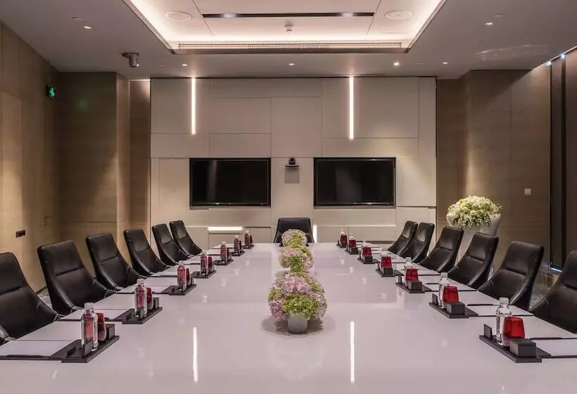 Отель Intercontinental Beijing Sanlitun, An Ihg