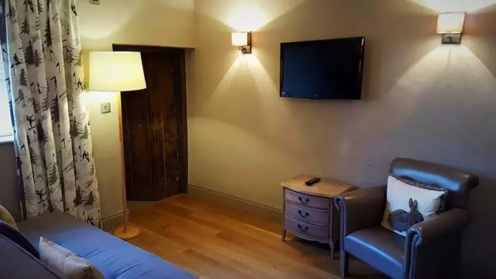 Hotel Queens Head Inn & Restaurant