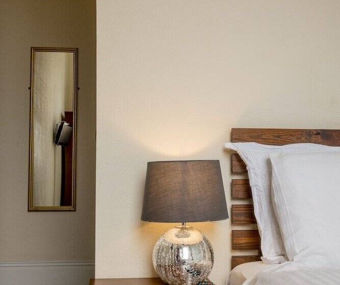 فندق The Lighthorseman