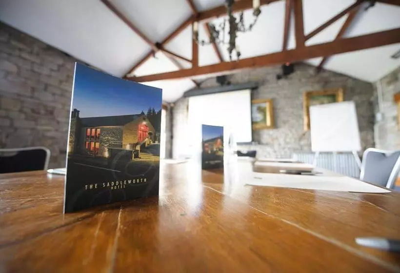 هتل The Saddleworth