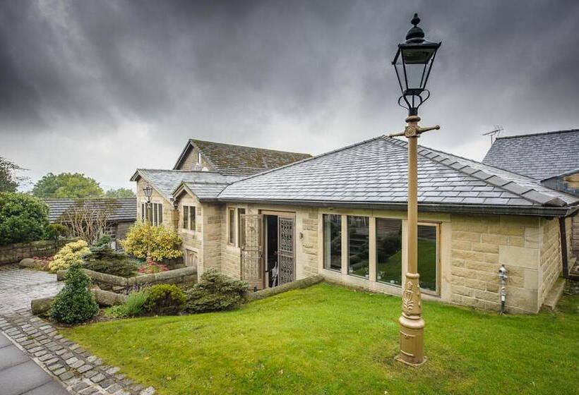 فندق The Saddleworth