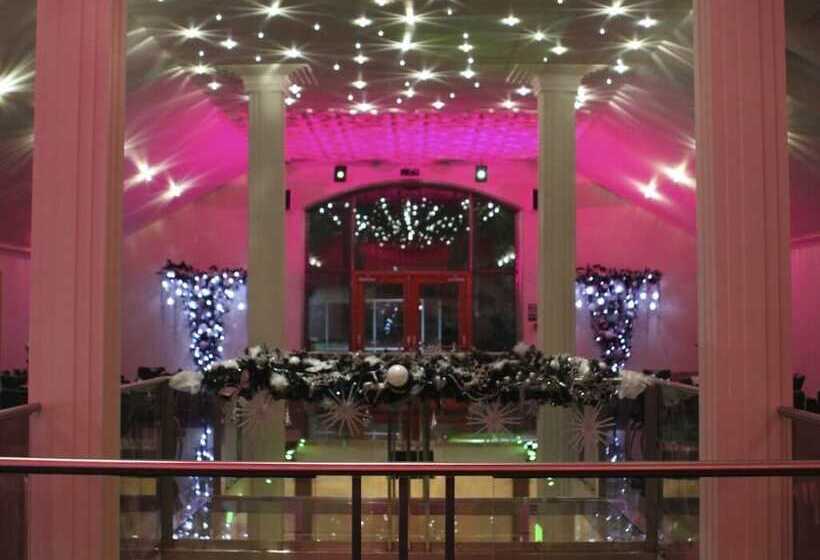 فندق The Saddleworth