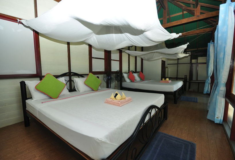 فندق Tohko Beach Resort