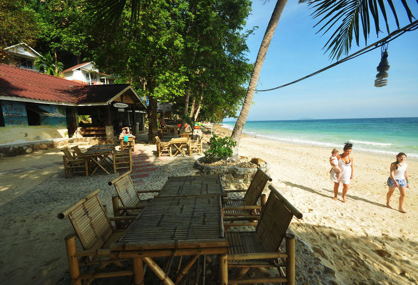 فندق Tohko Beach Resort