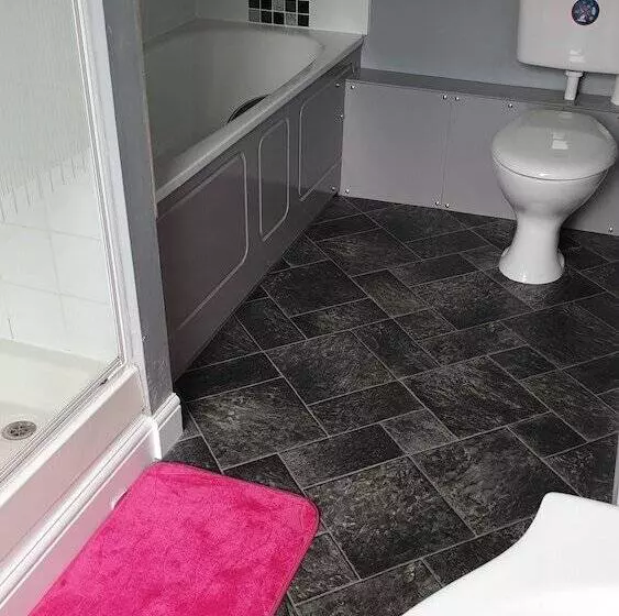 Пансион All Seasons Guest House