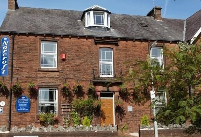 بنسيون Norcroft Guest House