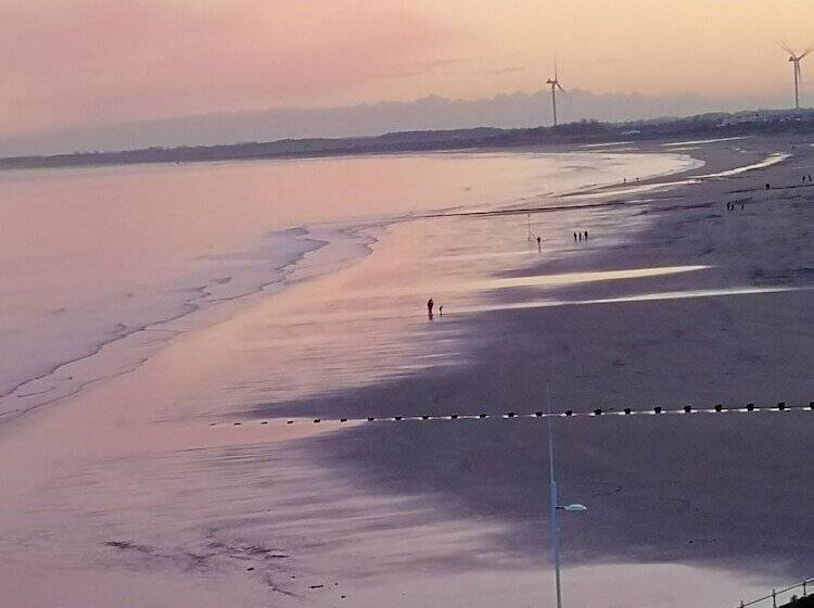 Rowntree Holiday Flats