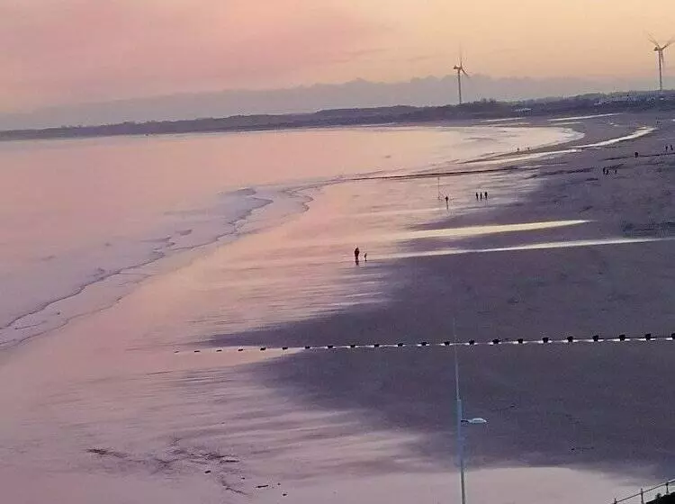 Rowntree Holiday Flats