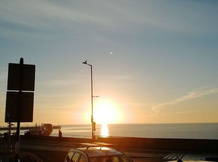 Rowntree Holiday Flats