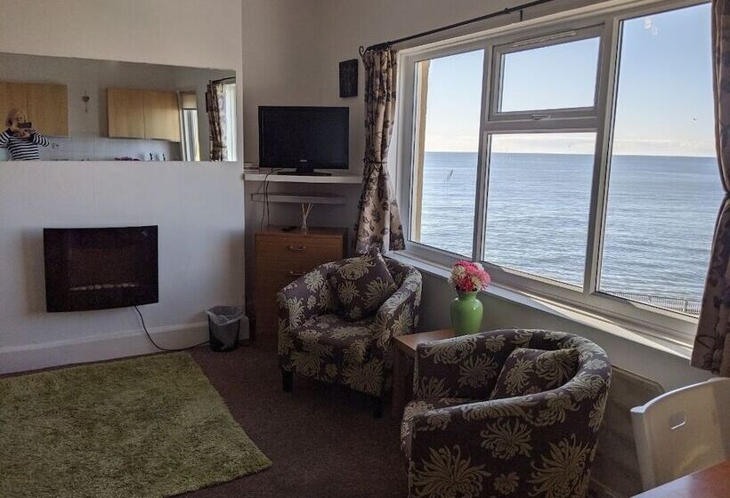 Rowntree Holiday Flats